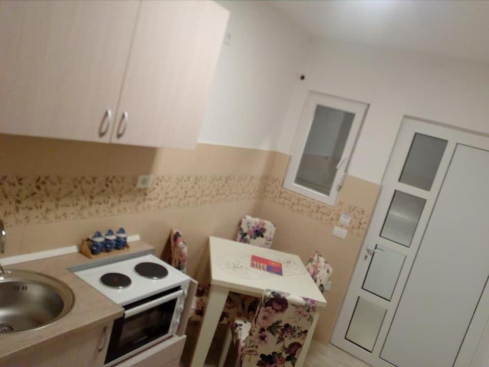 Apartmani M&V Sutomore Eksteriør bilde